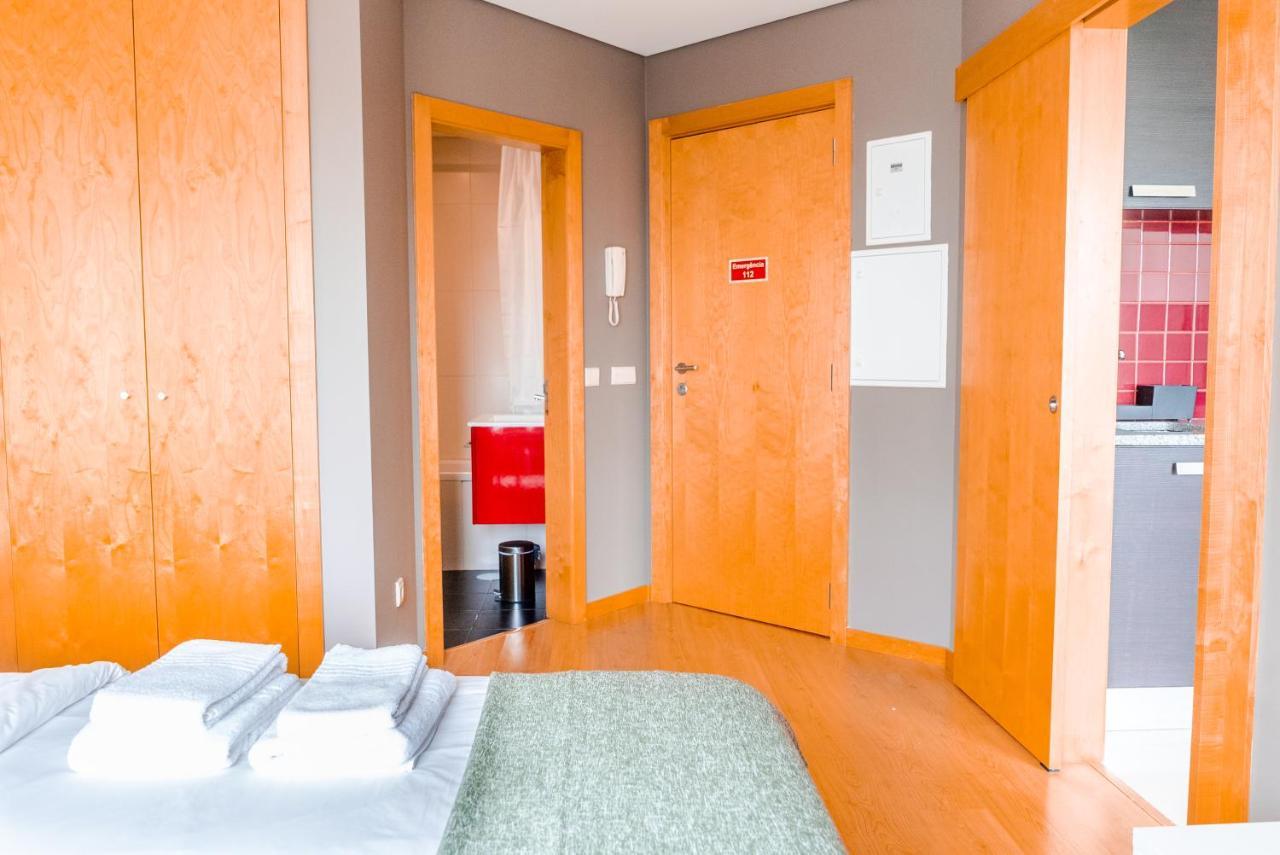 Sunny Studio In The Heart Of Lapa - 5Min Walk To Metro! ポルト エクステリア 写真